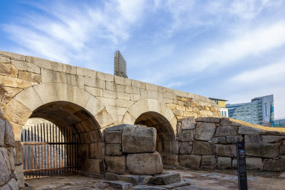 Igansumun Watergate archaeological remains Image source: Seoul Research Data Service, [7]